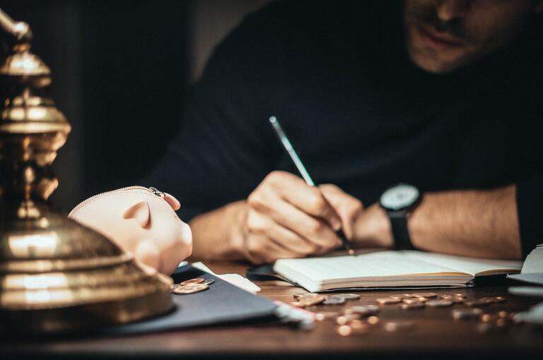 The Ultimate Guide to Taxes for Gig Workers