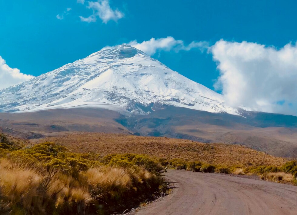 Retire in Ecuador - 2025 guide for US expats
