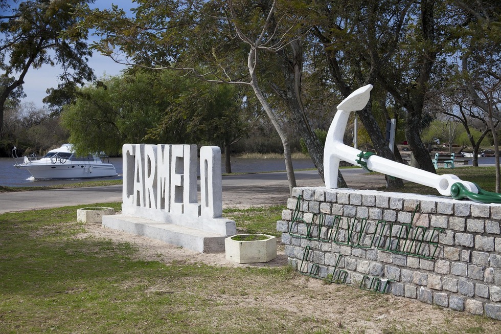 Retiring in Uruguay: costs, healthcare, and benefits for expats from the US